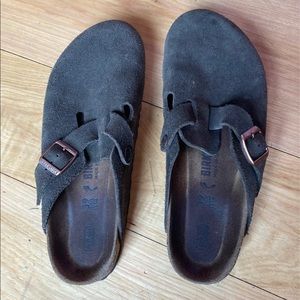 Birkenstock Boston Brown Suede slip on clog